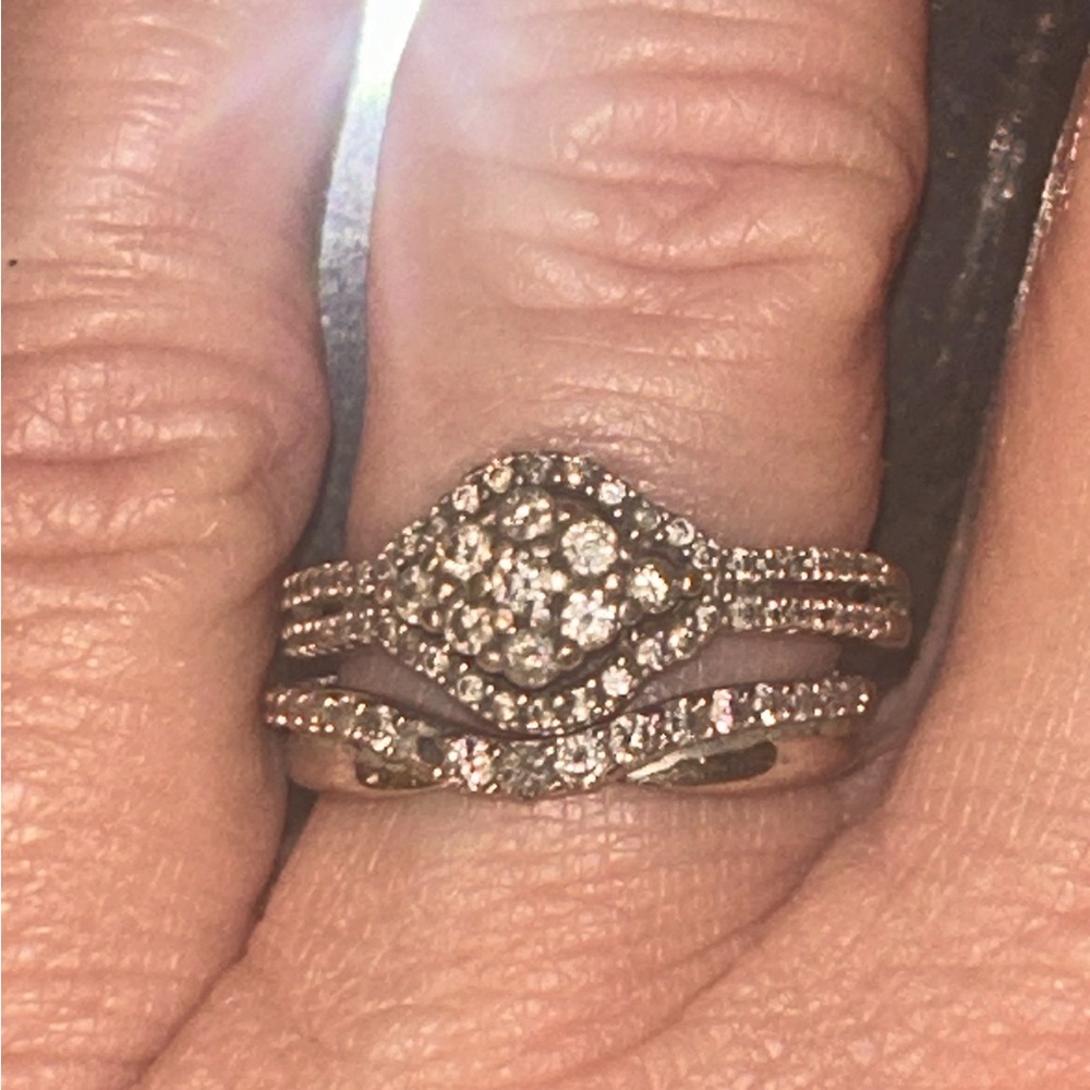 Wedding and Engagement rings. - Picture 6 of 8